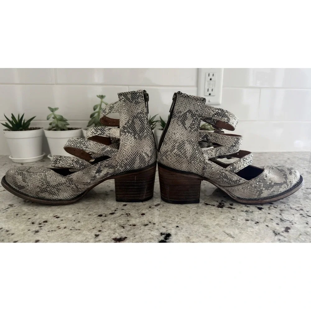 Freebird by Steven Felicity‎ Leather Snakeskin Studded Block Heel Shoes Size 8